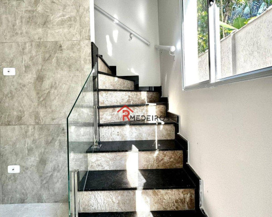 Imagem Casa com 2 Quartos à Venda, 63 m² em Canto Do Forte - Praia Grande