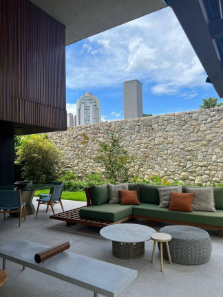 Imagem Casa com 4 Quartos à Venda, 731 m² em Alphaville Residencial Um - Barueri Imagem Casa com 4 Quartos à Venda, 731 m² em Alphaville Residencial Um - Barueri
