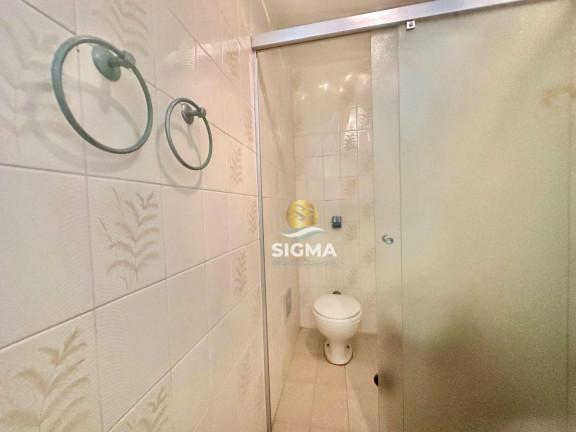 Imagem Apartamento com 3 Quartos à Venda, 110 m² em Pitangueiras - Guarujá