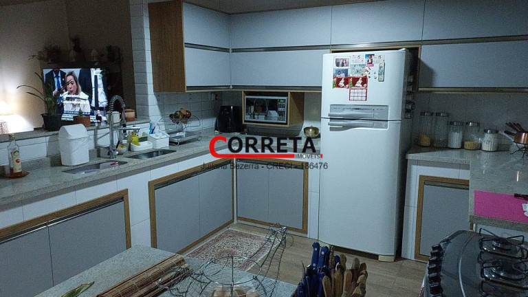 Imagem Casa com 3 Quartos à Venda, 47.800 m² em Alambari - Alambari Imagem Casa com 3 Quartos à Venda, 47.800 m² em Alambari - Alambari