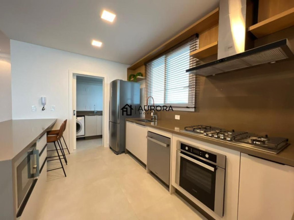 Imagem Cobertura com 3 Quartos à Venda, 146 m² em Centro - Balneário Camboriú Imagem Cobertura com 3 Quartos à Venda, 146 m² em Centro - Balneário Camboriú