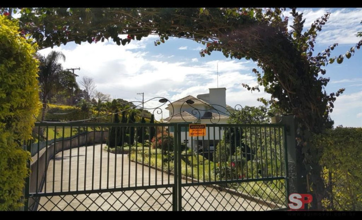 Imagem Casa com 4 Quartos à Venda, 469 m² em Dos Macacos - Serra Negra