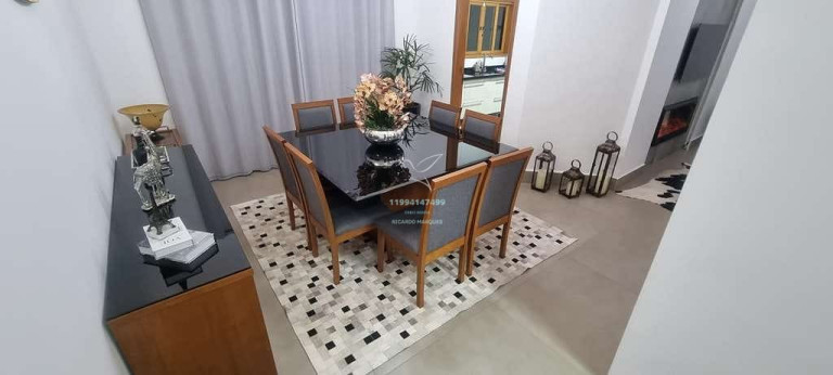 Imagem Casa com 3 Quartos à Venda, 185 m² em Jardim Ana Estela - Carapicuíba