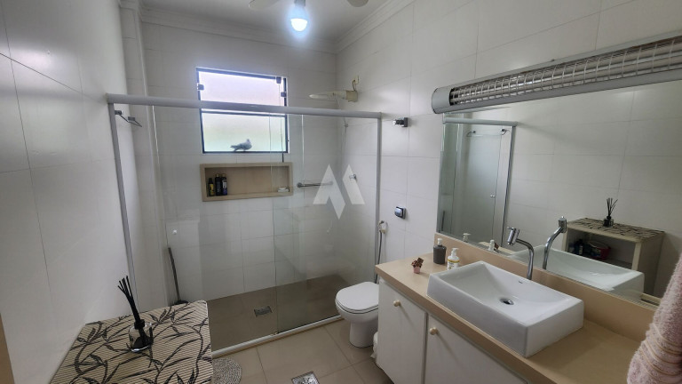 Imagem Casa com 5 Quartos à Venda, 500 m² em Embaré - Santos