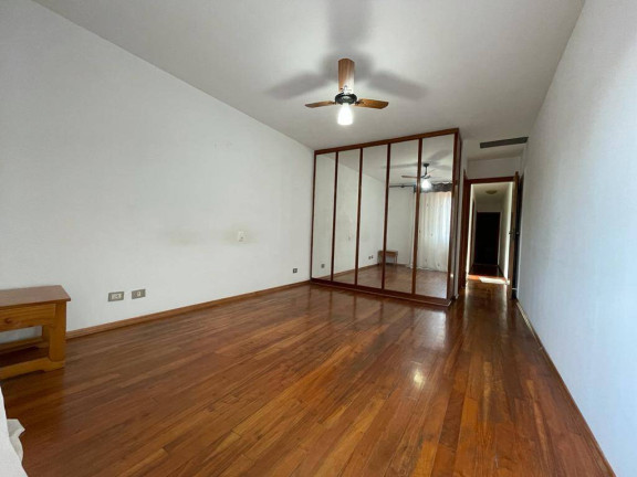 Imagem Casa com 3 Quartos à Venda, 180 m² em Vila Moinho Velho - São Paulo