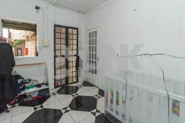 Imagem Casa com 1 Quarto à Venda, 100 m² em Bom Fim - Porto Alegre Imagem Casa com 1 Quarto à Venda, 100 m² em Bom Fim - Porto Alegre