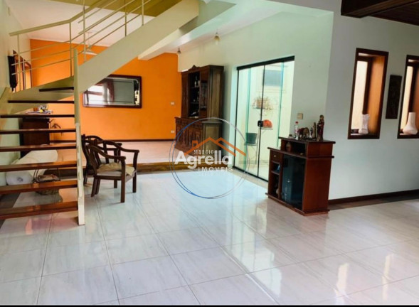 Casa com 3 Quartos à Venda, 300 m² em Jardim Brasília - Mogi Mirim