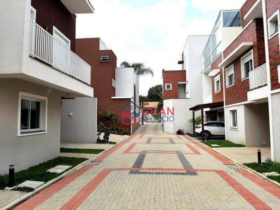 Imagem Sobrado com 3 Quartos para Alugar, 168 m² em Campo Comprido - Curitiba