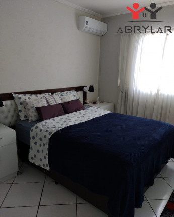 Imagem Imóvel com 3 Quartos à Venda, 342 m² em Horto Santo Antonio - Jundiaí