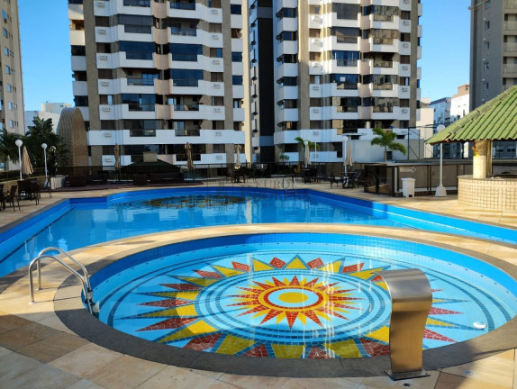 Cobertura com 4 Quartos à Venda, 255 m² em Centro - Balneário Camboriú