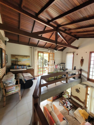 Imagem Casa com 3 Quartos à Venda, 218 m² em Campeche - Florianópolis