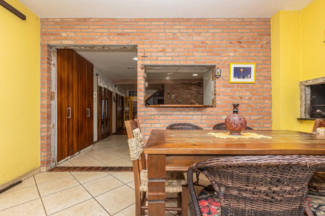 Imagem Casa com 5 Quartos à Venda, 457 m² em Campo Comprido - Curitiba