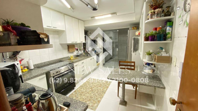 Apartamento com 3 Quartos à Venda, 133 m² em Setor Bueno - Goiânia