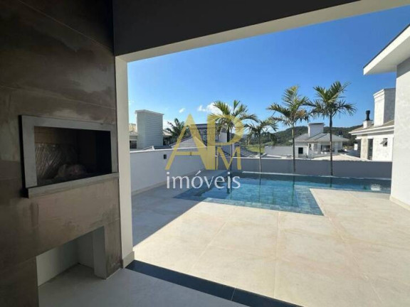 Imagem Casa com 3 Quartos à Venda, 362 m² em Pedra Branca - Palhoça Imagem Casa com 3 Quartos à Venda, 362 m² em Pedra Branca - Palhoça