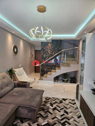 Sobrado com 3 Quartos à Venda, 250 m² em Jardim Vila Formosa - São Paulo