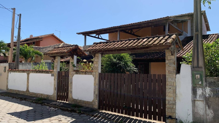 Casa de Condomínio com 4 Quartos à Venda, 175 m² em Peró - Cabo Frio