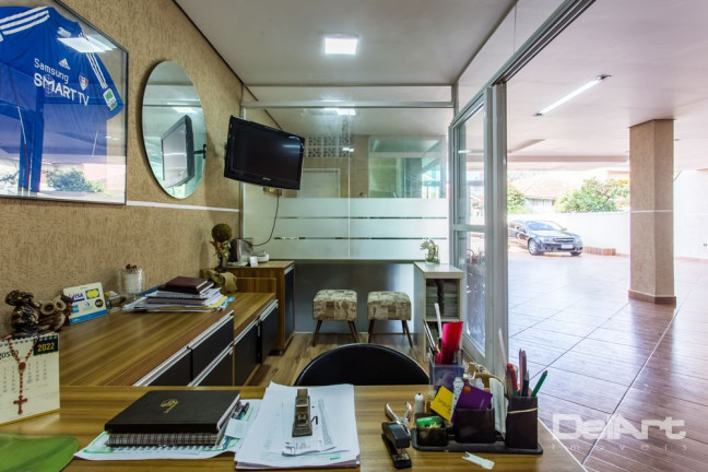Imagem Casa com 3 Quartos à Venda, 432 m² em Rebouças - Curitiba