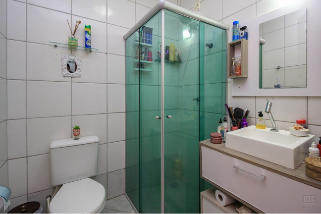 Imagem Casa com 2 Quartos à Venda, em Hípica - Porto Alegre Imagem Casa com 2 Quartos à Venda, em Hípica - Porto Alegre