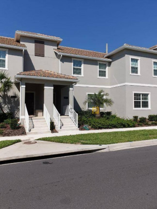 Imagem Casa com 4 Quartos à Venda, 197 m² em Kissimmee - Kissimmee Imagem Casa com 4 Quartos à Venda, 197 m² em Kissimmee - Kissimmee