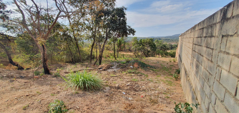 Terreno à Venda, 450 m² em Fernão Dias - Esmeraldas