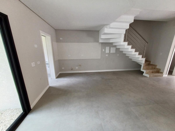 Imagem Casa com 3 Quartos à Venda, 121 m² em Boqueirão - Curitiba Imagem Casa com 3 Quartos à Venda, 121 m² em Boqueirão - Curitiba