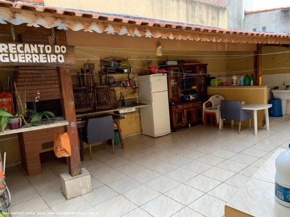 Imagem Casa com 3 Quartos à Venda, 200 m² em Interlagos - São Paulo