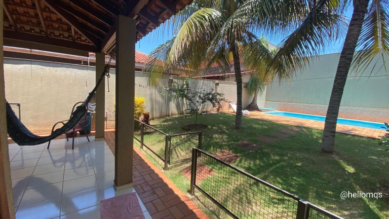 Imagem Casa com 3 Quartos à Venda, 110 m² em Jardim Bela Vista - Campo Grande