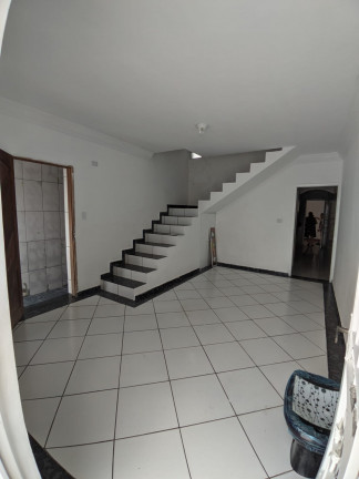 Sobrado com 2 Quartos à Venda, 140 m² em Ayrosa - Osasco