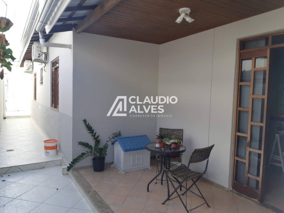 Imagem Casa com 4 Quartos à Venda, 540 m² em Cidade Nova - Feira De Santana Imagem Casa com 4 Quartos à Venda, 540 m² em Cidade Nova - Feira De Santana