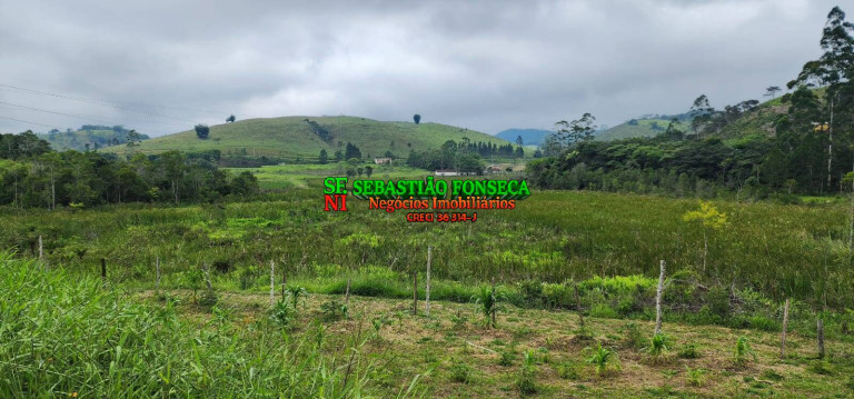 Fazenda à Venda, 23 m² em Centro - Paraibuna