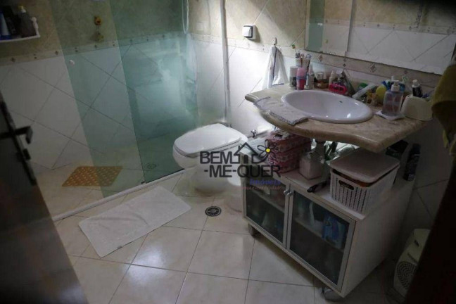 Imagem Sobrado com 3 Quartos à Venda, 211 m² em Vila Fiat Lux - São Paulo Imagem Sobrado com 3 Quartos à Venda, 211 m² em Vila Fiat Lux - São Paulo