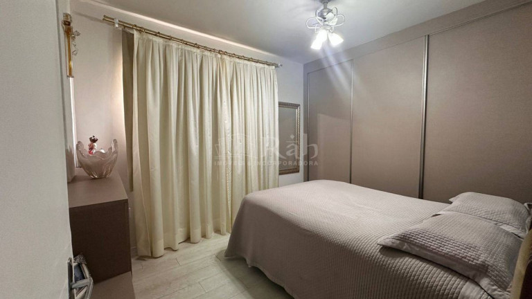Imagem Apartamento com 2 Quartos à Venda, 78 m² em Centro - Balneário Camboriú Imagem Apartamento com 2 Quartos à Venda, 78 m² em Centro - Balneário Camboriú