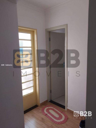 Imagem Casa com 2 Quartos à Venda, 100 m² em Vila Jardim Celina - Bauru Imagem Casa com 2 Quartos à Venda, 100 m² em Vila Jardim Celina - Bauru