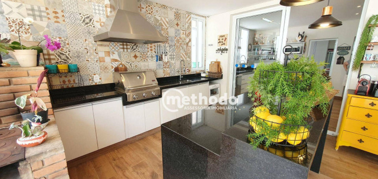 Imagem Casa com 3 Quartos à Venda, 341 m² em Swiss Park - Campinas Imagem Casa com 3 Quartos à Venda, 341 m² em Swiss Park - Campinas