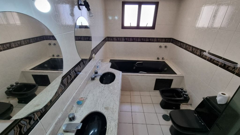 Imagem Apartamento com 4 Quartos à Venda, 190 m² em Astúrias - Guarujá Imagem Apartamento com 4 Quartos à Venda, 190 m² em Astúrias - Guarujá