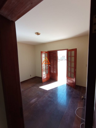 Imagem Apartamento com 2 Quartos à Venda, 210 m² Imagem Apartamento com 2 Quartos à Venda, 210 m²