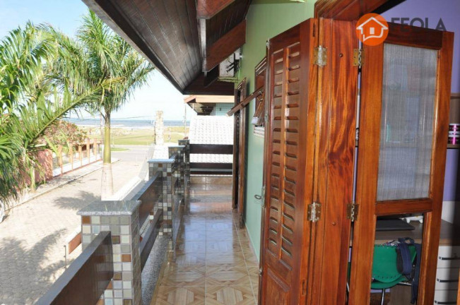 Imagem Casa com 6 Quartos à Venda, 331 m² em Cidade Balneária Peruibe-scipel - Peruíbe Imagem Casa com 6 Quartos à Venda, 331 m² em Cidade Balneária Peruibe-scipel - Peruíbe