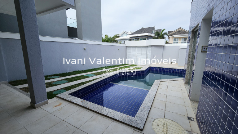 Imagem Casa com 4 Quartos à Venda, 240 m² em Recreio Dos Bandeirantes - Rio De Janeiro Imagem Casa com 4 Quartos à Venda, 240 m² em Recreio Dos Bandeirantes - Rio De Janeiro