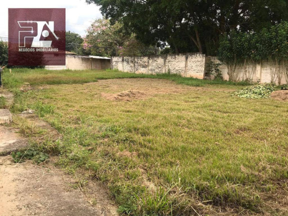 Terreno à Venda, 765 m² em Cruz - Lorena