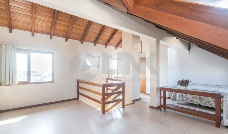 Imagem Casa com 3 Quartos à Venda, 182 m² em Vila Ipiranga - Porto Alegre