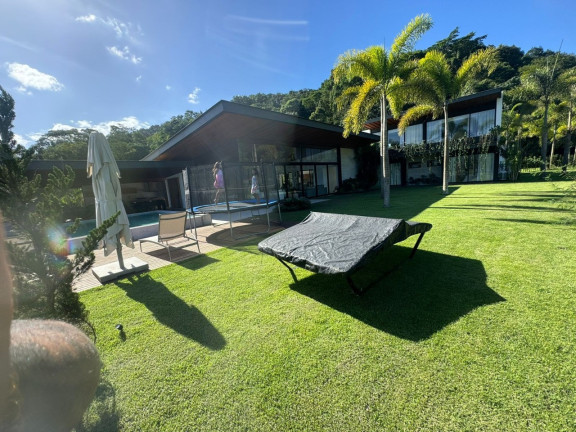 Imagem Casa de Condomínio com 7 Quartos à Venda, 1.900 m² em Centro - Mangaratiba