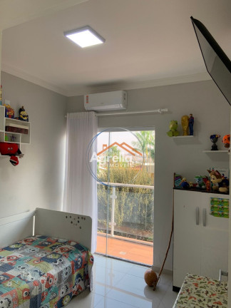 Imagem Casa com 3 Quartos à Venda, 200 m² em Chácara Do Ouro - Mogi Guaçu Imagem Casa com 3 Quartos à Venda, 200 m² em Chácara Do Ouro - Mogi Guaçu