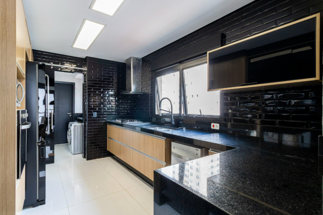 Imagem Apartamento com 2 Quartos à Venda, 171 m² em Moema - São Paulo