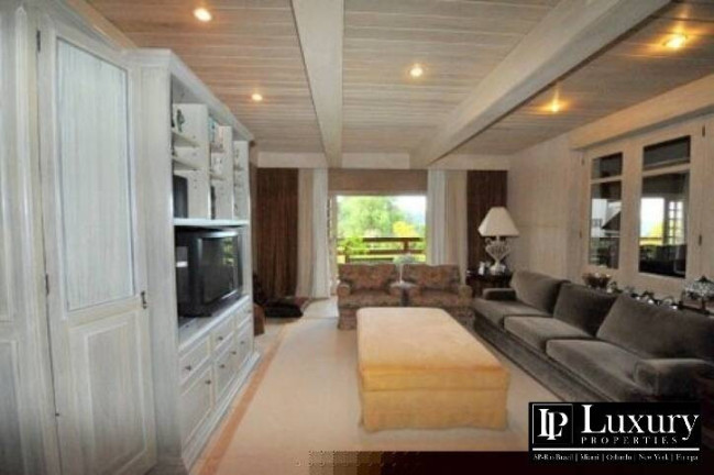 Imagem Casa com 6 Quartos à Venda, 400 m² em Capivari - Campos Do Jordão
