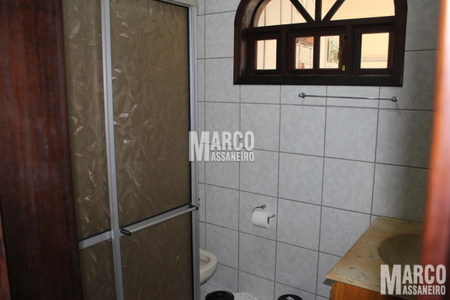 Imagem Casa com 3 Quartos à Venda, 280 m² em Centro - Balneário Barra Do Sul Imagem Casa com 3 Quartos à Venda, 280 m² em Centro - Balneário Barra Do Sul