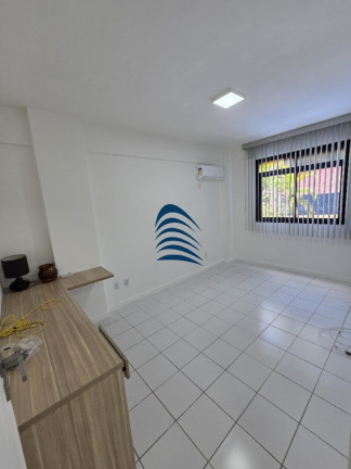 Imóvel com 2 Quartos à Venda, 64 m² em Costa Azul - Salvador