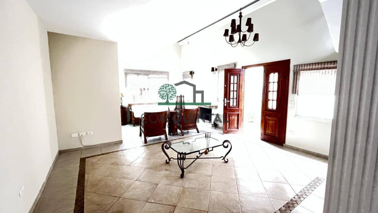 Imagem Casa com 3 Quartos à Venda, 306 m² em San Diego Park - Cotia Imagem Casa com 3 Quartos à Venda, 306 m² em San Diego Park - Cotia