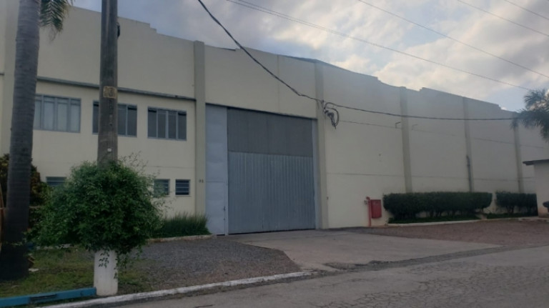 Imagem Casa para Alugar, 500 m² em Fazendinha - Santana De Parnaíba