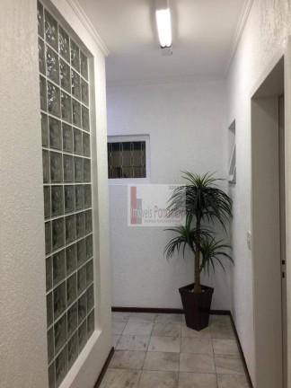 Imagem Sobrado com 2 Quartos à Venda, 387 m² em Moema - São Paulo Imagem Sobrado com 2 Quartos à Venda, 387 m² em Moema - São Paulo
