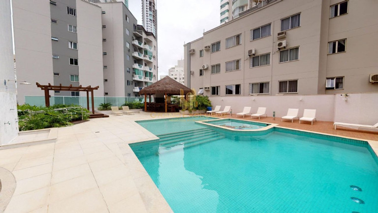 Imagem Apartamento com 3 Quartos à Venda, 134 m² em Centro - Balneário Camboriú Imagem Apartamento com 3 Quartos à Venda, 134 m² em Centro - Balneário Camboriú